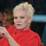 Ina Müller ungeschminkt: Ehrliche Einblicke in die Karriere der Entertainerin